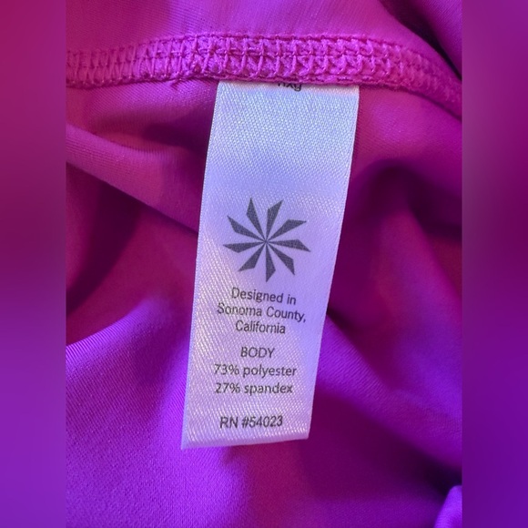 Athleta Womens Dobby Be Free Knicker Capri Leggings 54023 hot Pink Stretch M - Picture 13 of 16